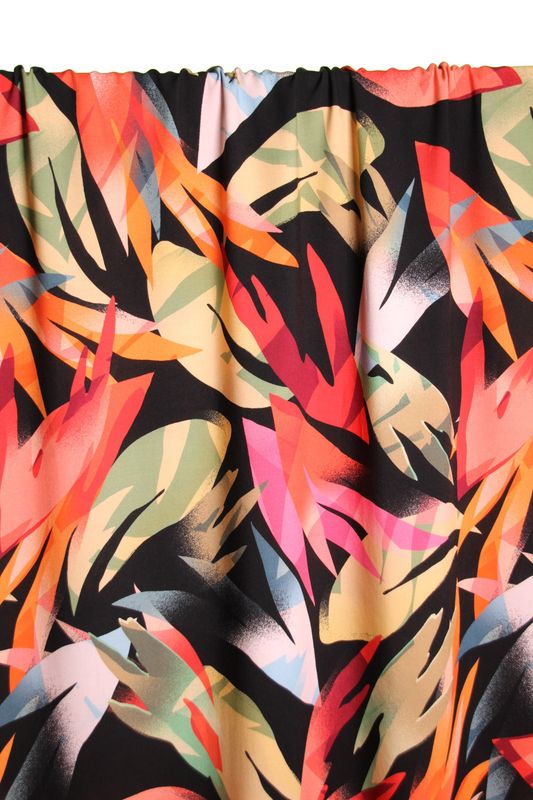 Zwarte viscose met kleurrijke bladeren