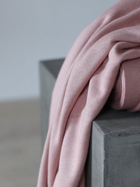 Soft Lima knit rose