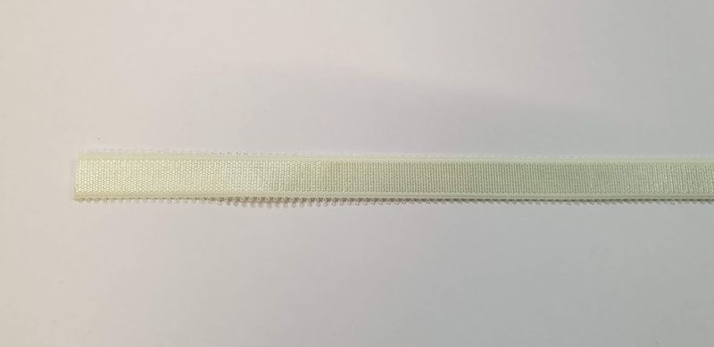 Schouderband licht groen lusjes