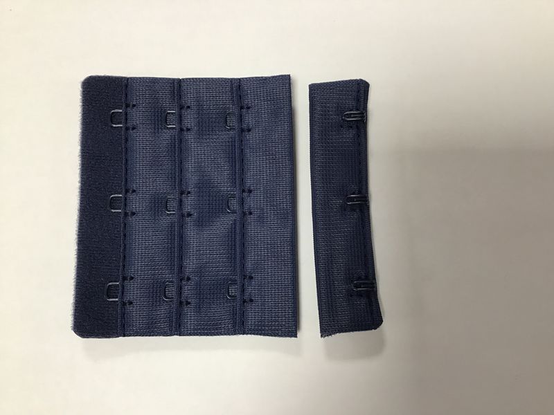 Behasluiting 3 x 3  oud blauw