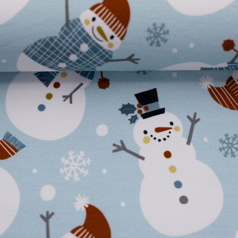 Holly snowman