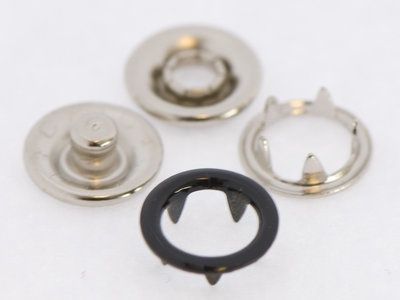 Baby drukkers 9 mm /12 stuks zwart