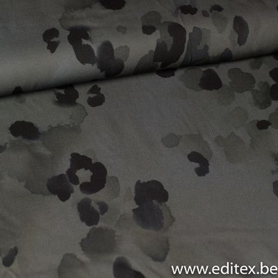 Camouflage dark