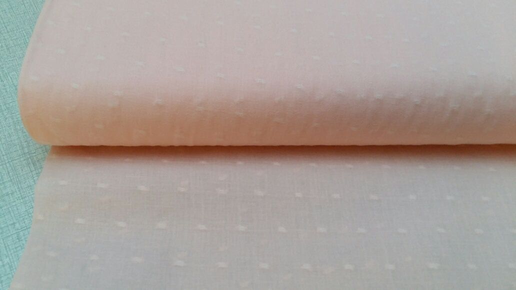 Voile katoen met nopjes, plumettes