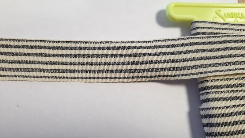 Sierlint ecru/zwart