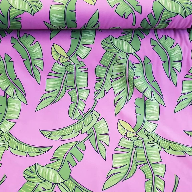 Purper leaves swim