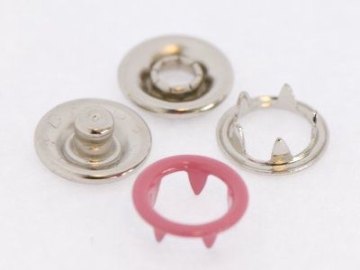 Baby drukkers 9 mm /12 stuks roze
