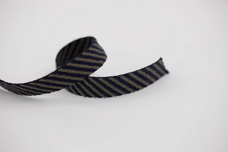 Geweven band diagonaal donker blauw/kaki