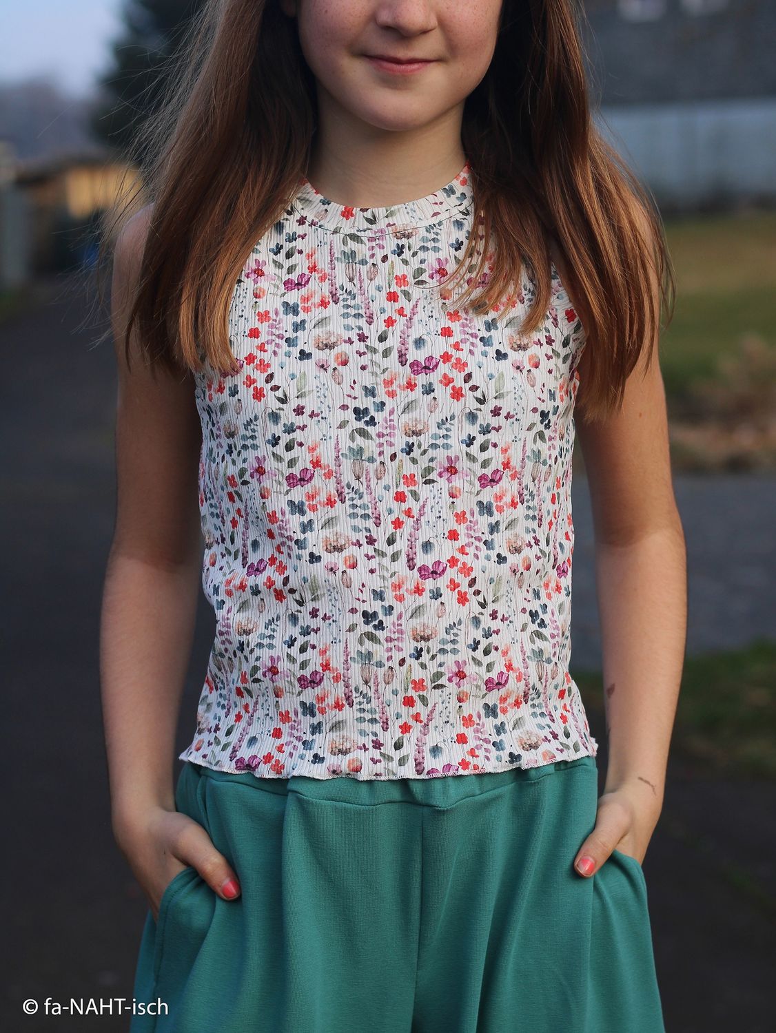 Ribtricot little flower