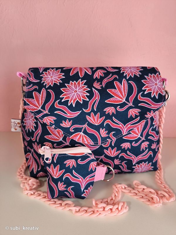 Retro flowers by Emjo design blue red