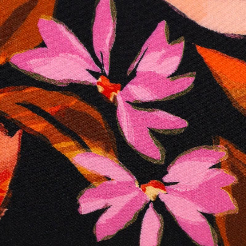 Viscose met kleurrijke bloemen