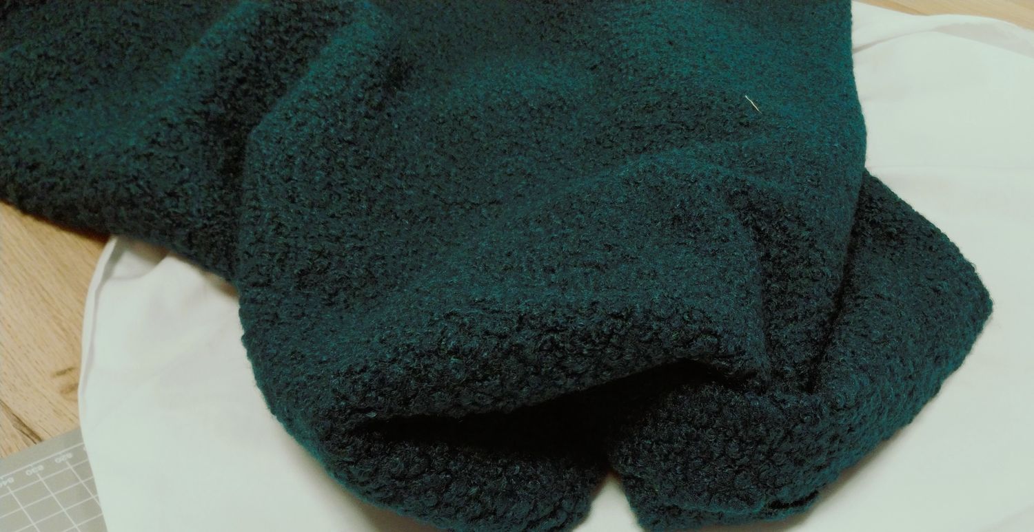 Boucle petrol groen