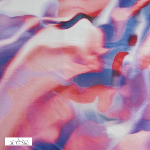 Caitlin gekleurd vlammen