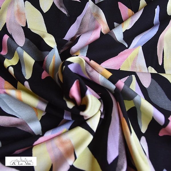 Blase viscose tricot met bloemen