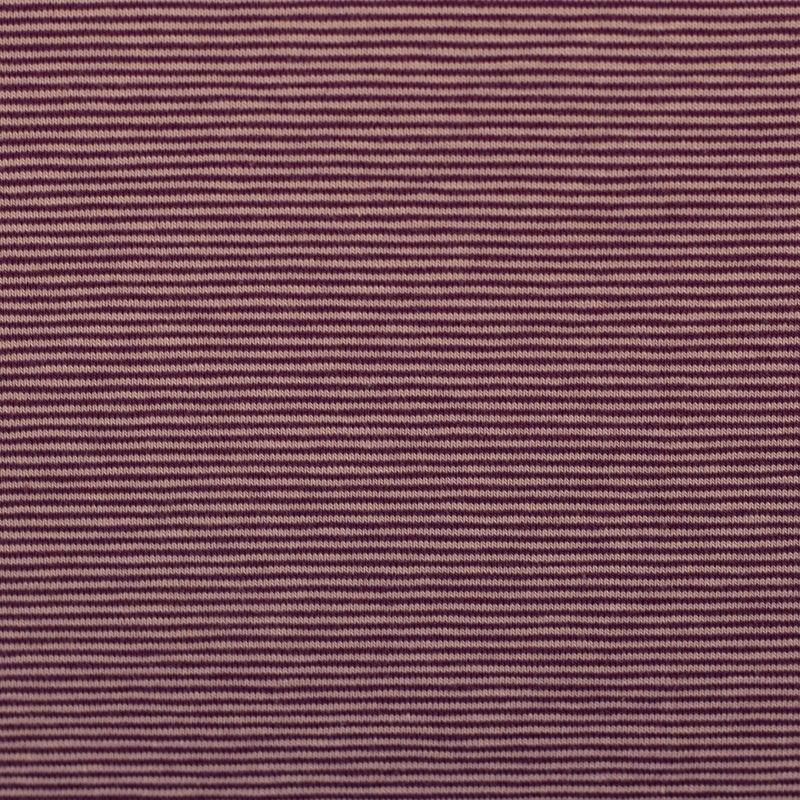 Tricot met fijne streepjes|bordeaux