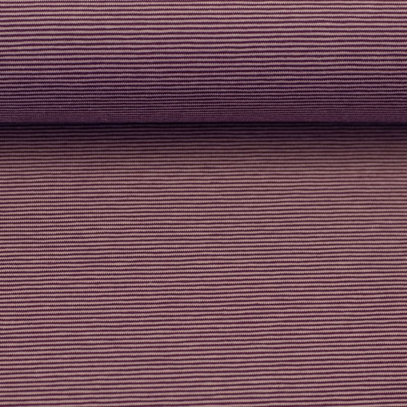 Tricot met fijne streepjes|bordeaux