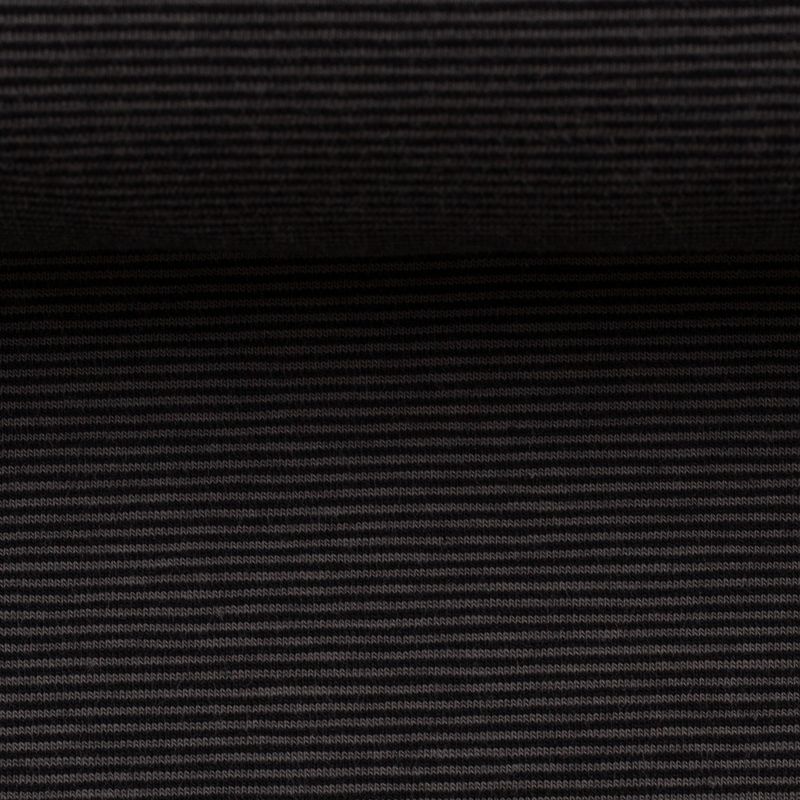 Tricot met fijne streepjes|zwart grijs