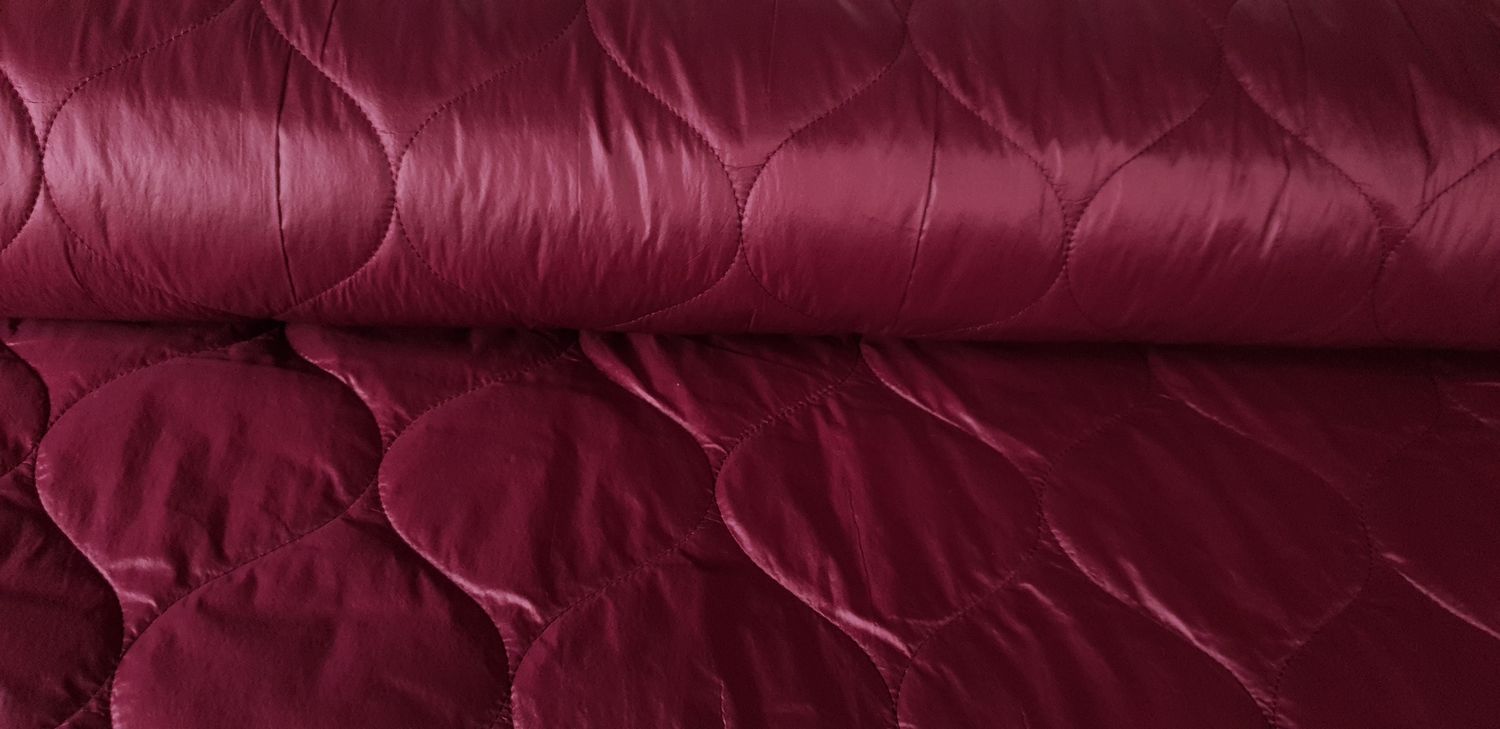 Doorstikte mantelstof | dubbel face donker rood