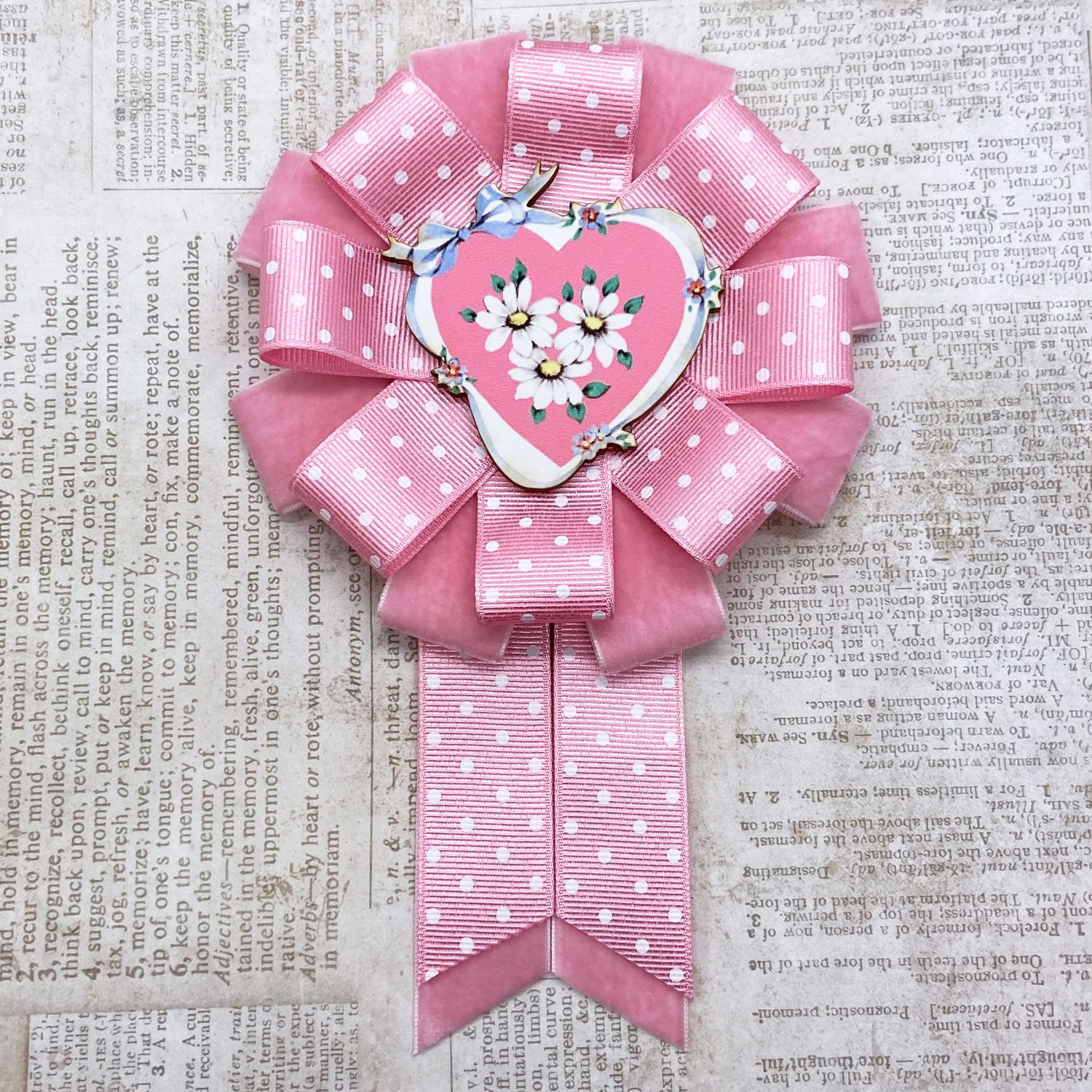 pink vintage valentine heart rosette (daisies)