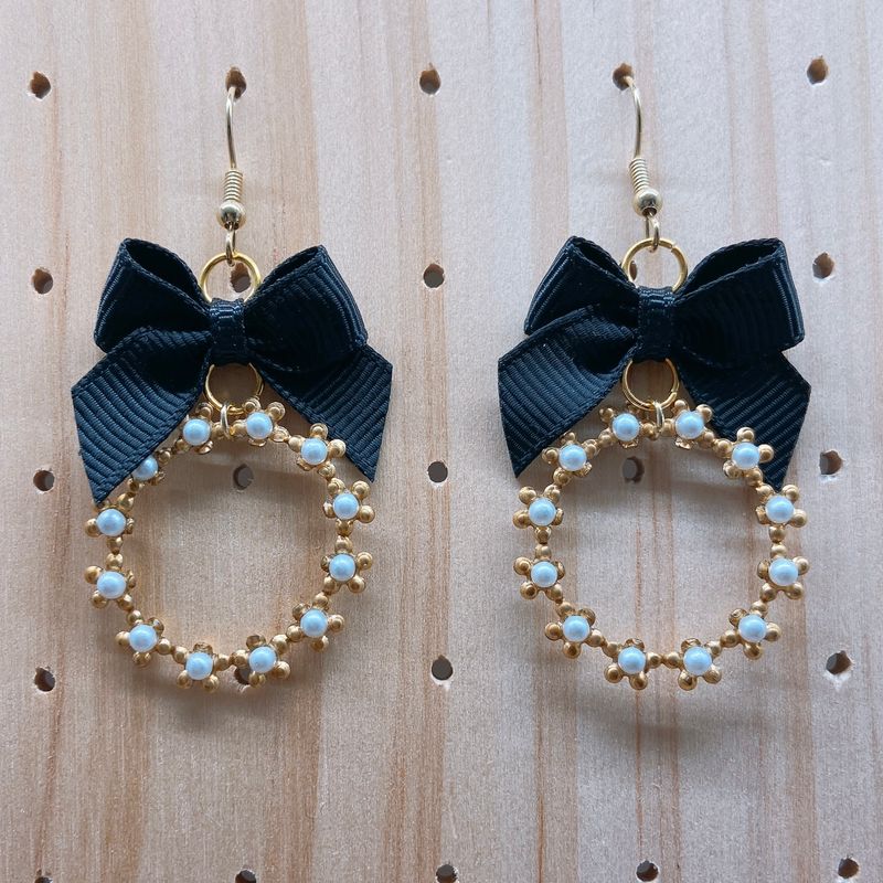 pearl wreath earrings