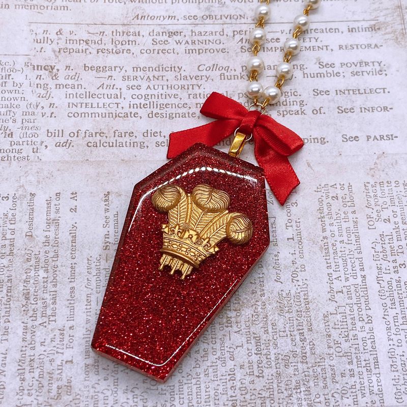 royal red coffin necklace