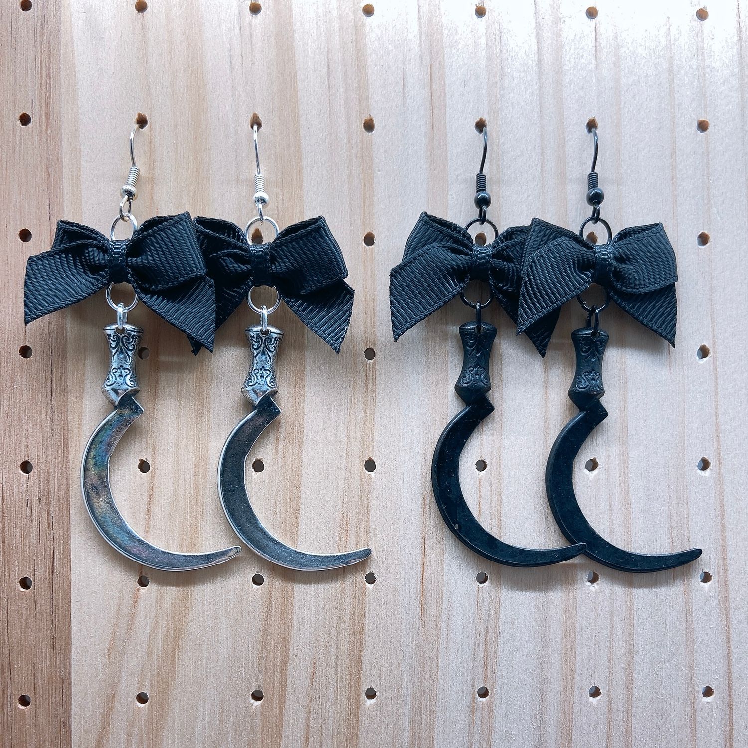 scythe earrings (2 colors)