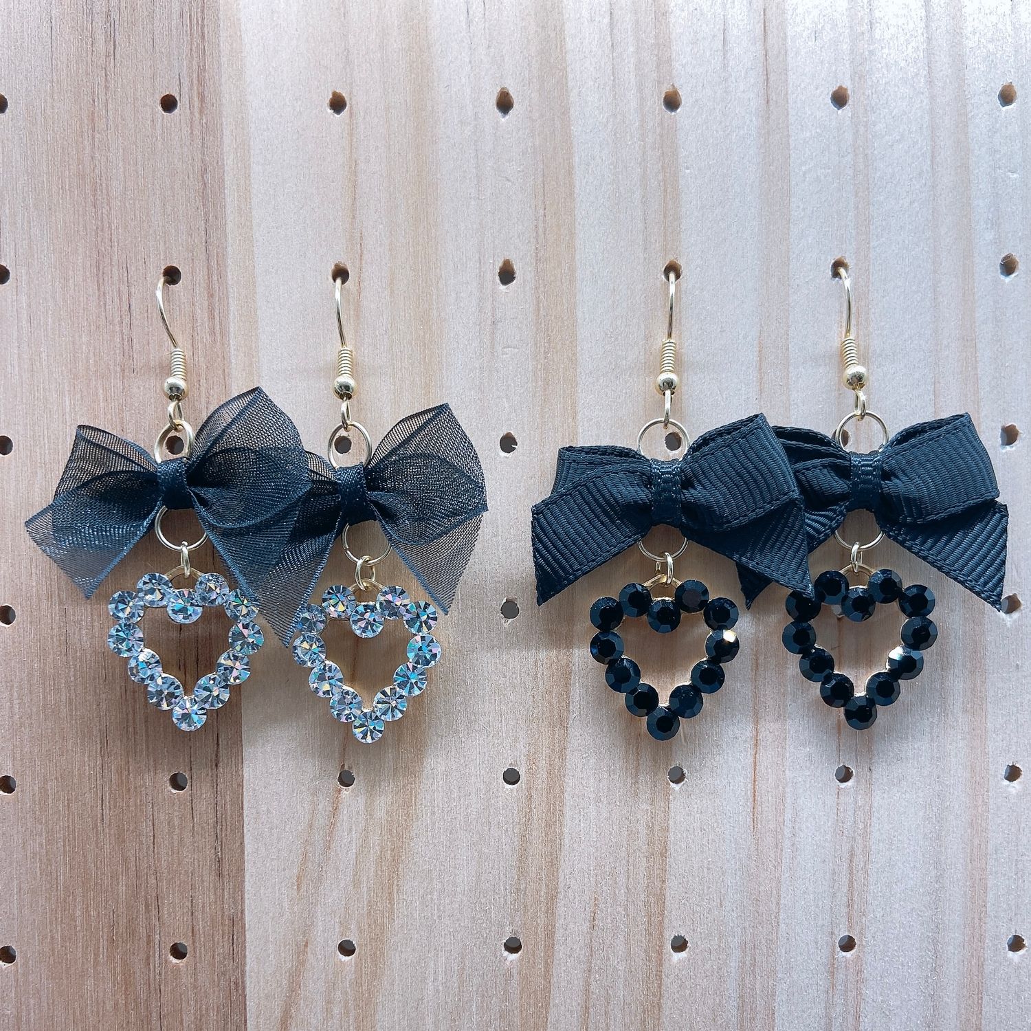 rhinestone heart earrings (2 colors)