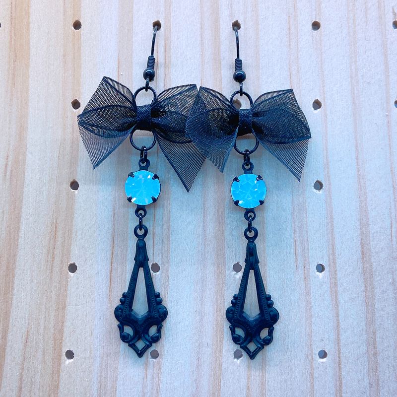 deco dangle earrings