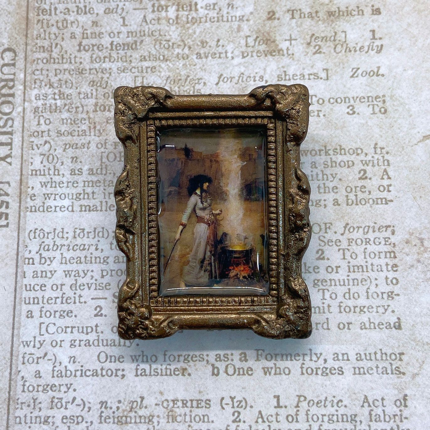 frame brooch (ritual)