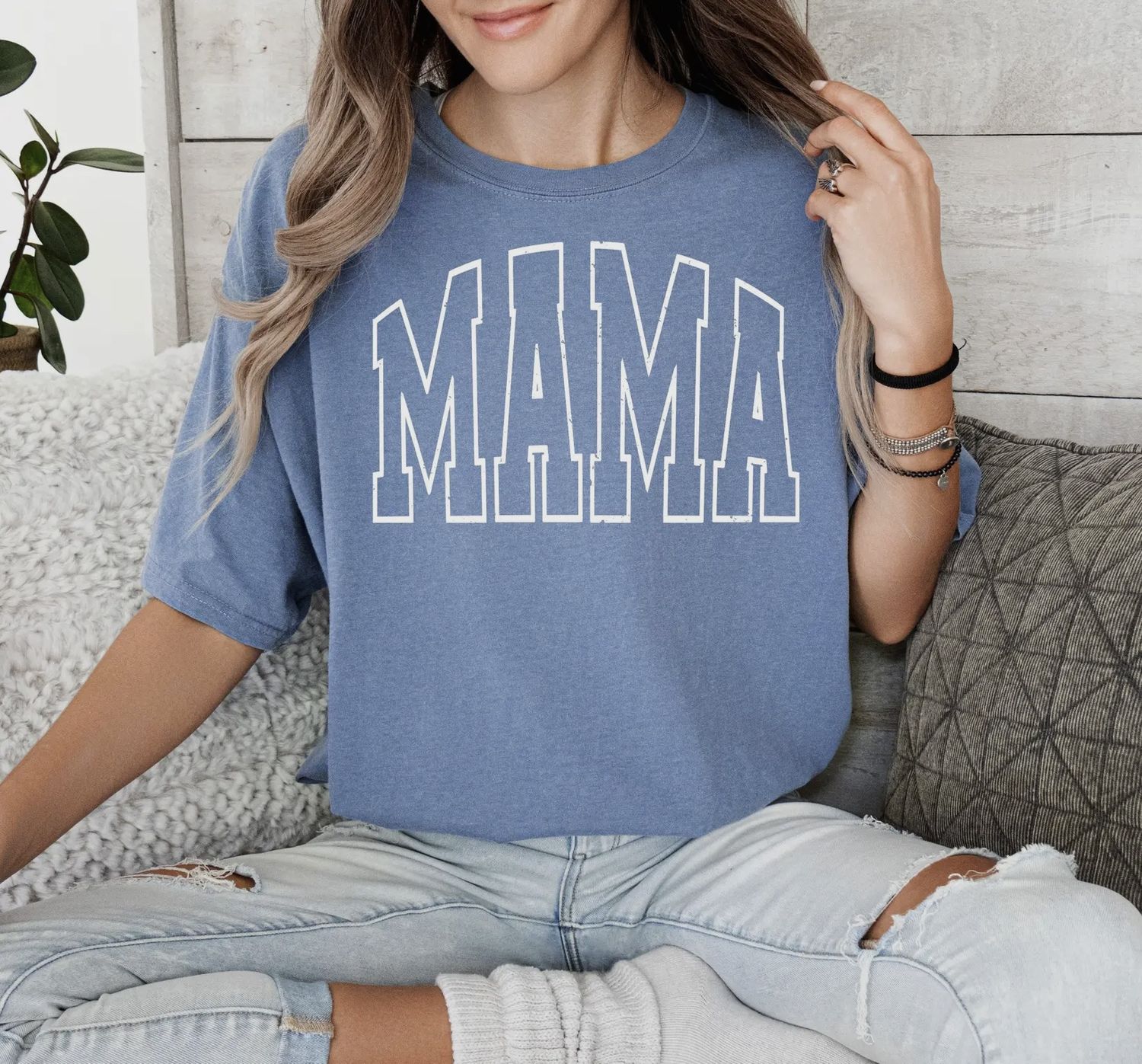 Mama Graphic Tee