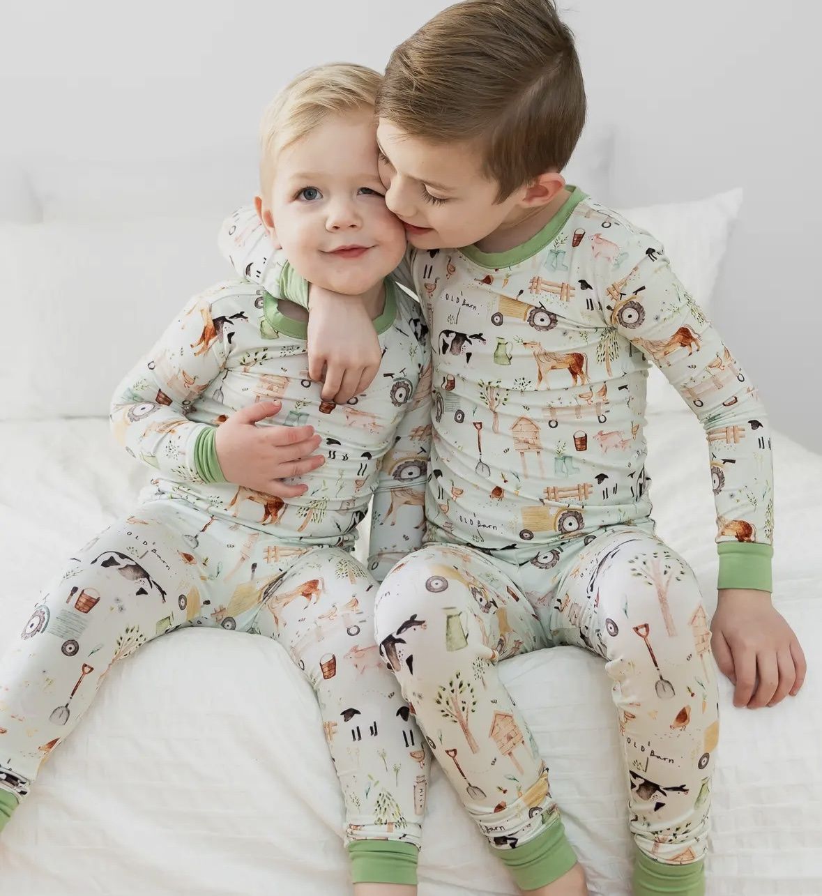 Bamboo Friendly Farms Two Piece