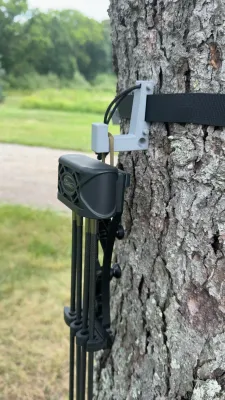 MHP Mathews Web Quiver Hanger