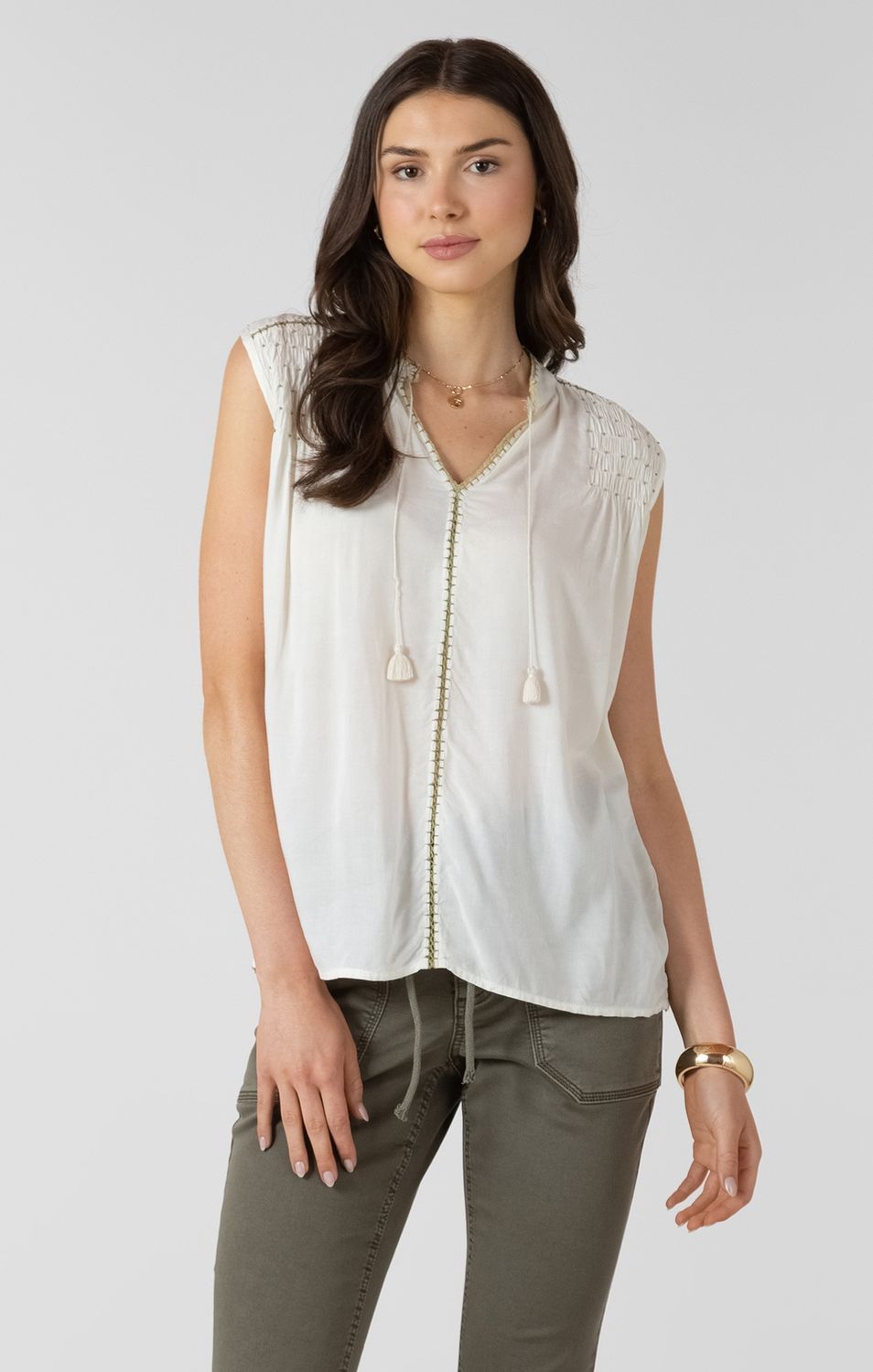 Dex Beaded Contrast Trim Blouse 2723731 D