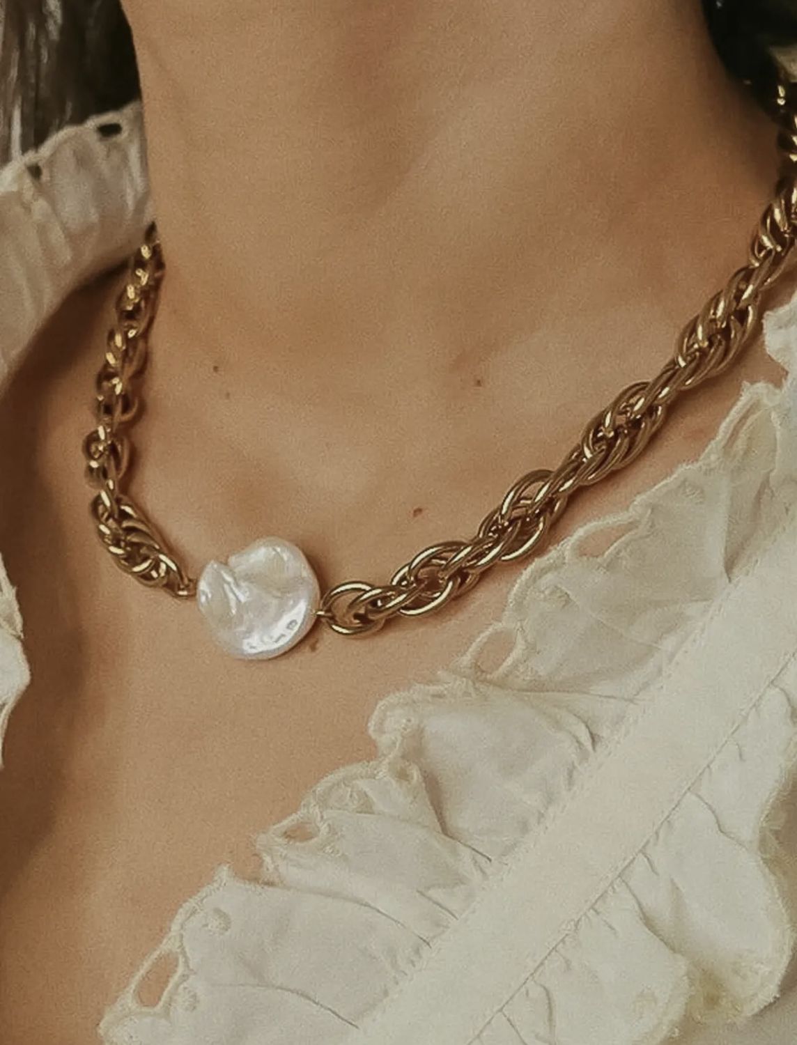 Bold Pearl Chain