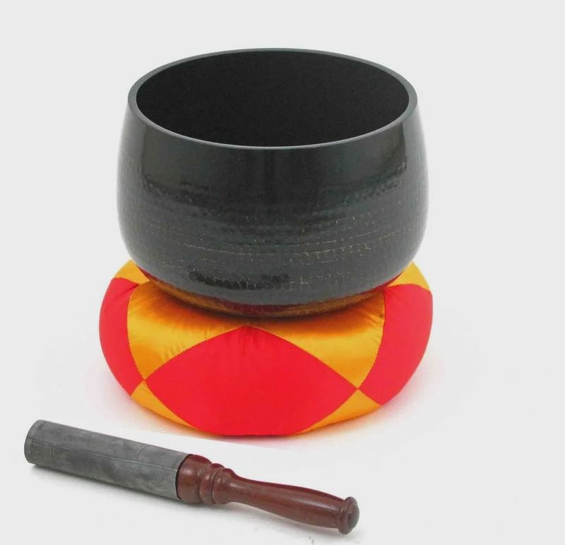 Japanse Klankschaal 15 cm (set met kussen en stok)