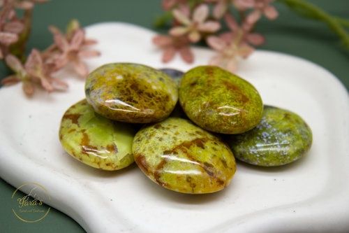 Groene Opaal zaksteen Ovaal 8-15g