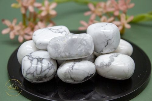 Witte Howliet zaksteen 10-15g