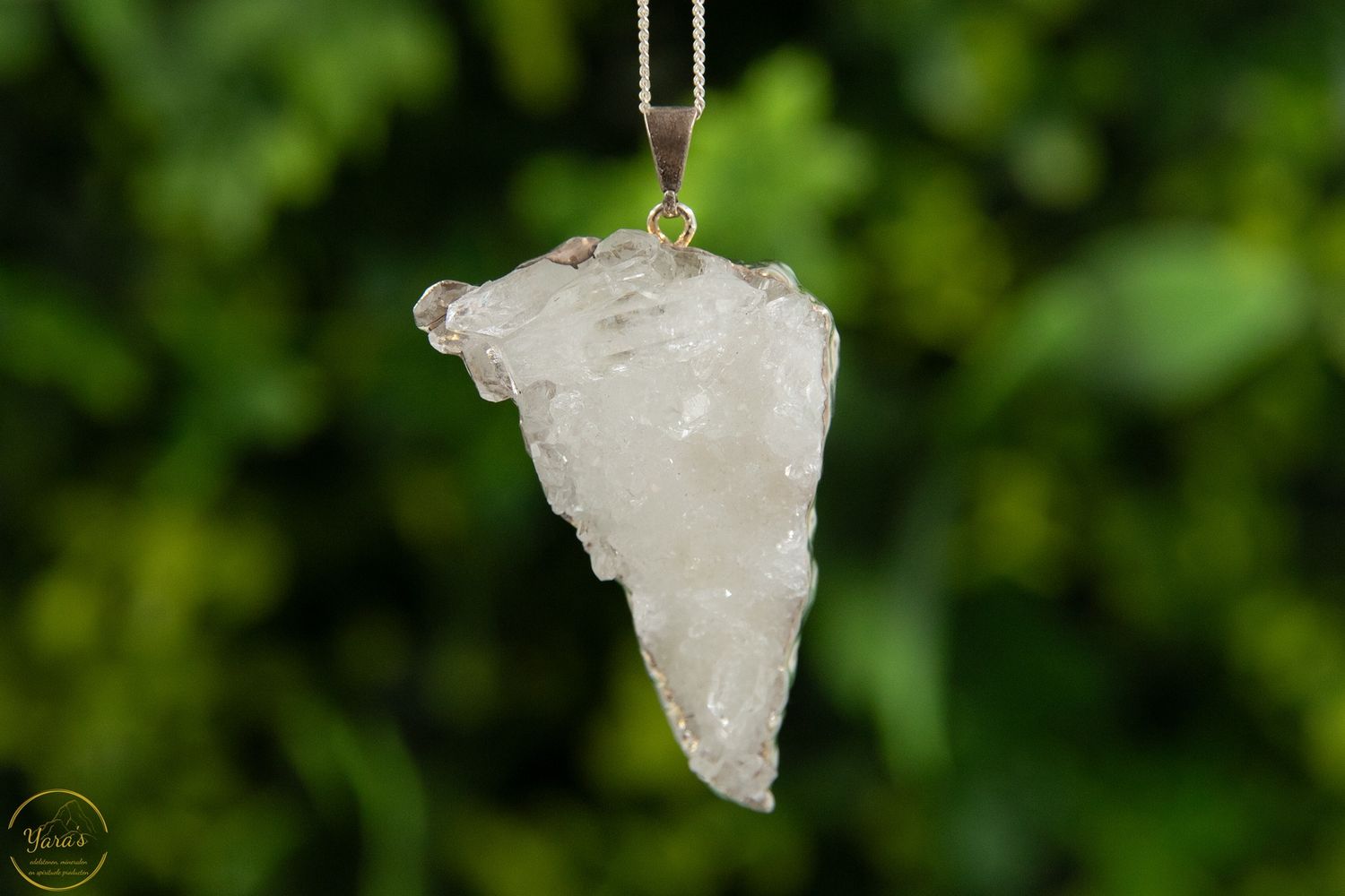 Bergkristal cluster hanger verzilverd - 12.48 gram