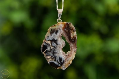 Agaat geode hanger verzilverd - 7.32 gram