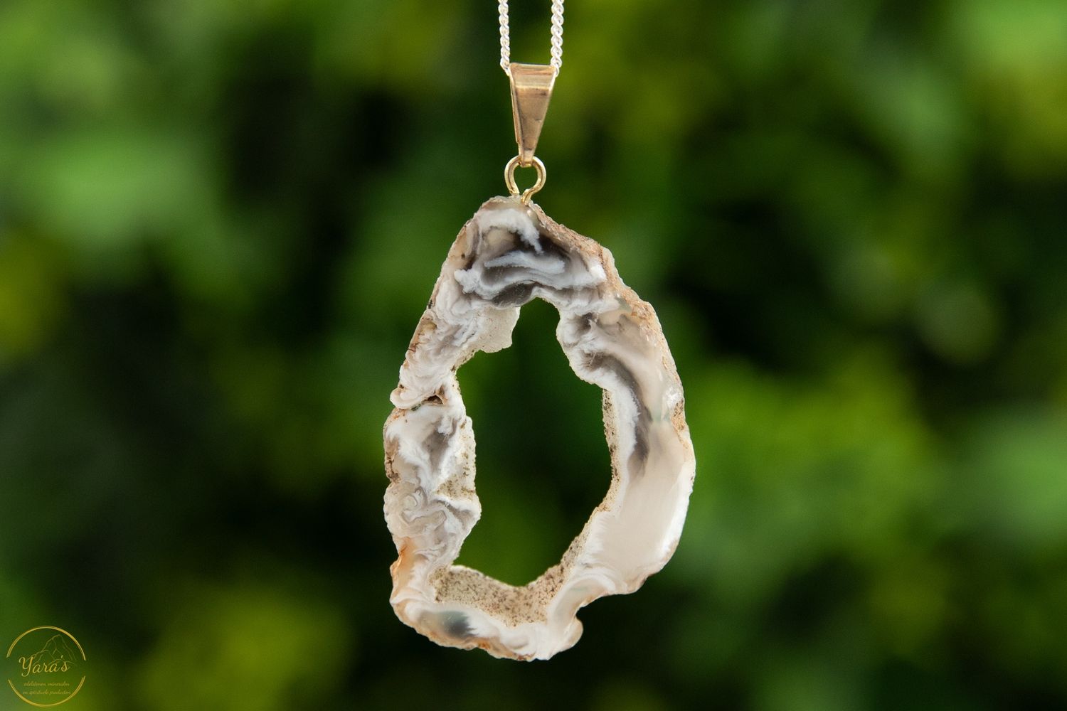 Agaat geode hanger verguld  4.94 gram