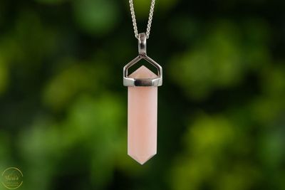 Roze opaal punthanger zilver