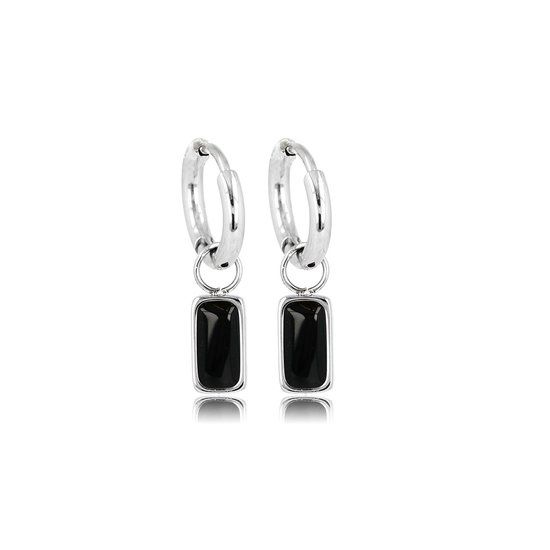 Classy combinatie van gladde ronde zilverkleurige oorbel met Onyx hanger - My Bendel