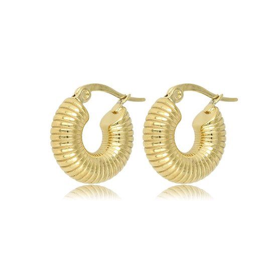 Goudkleurige oorringen met ribbels – 16 x 6 mm - My Bendel