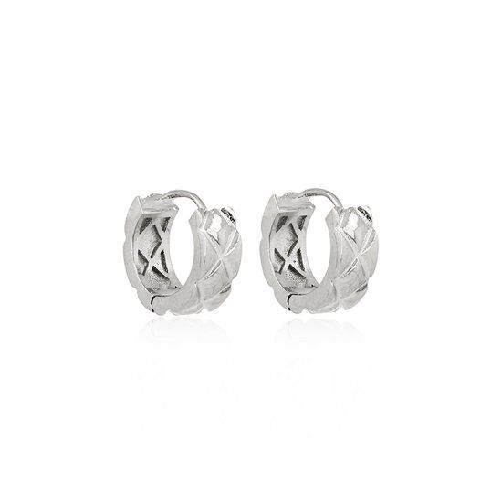 Zilverkleurige oorringen met patroon – 16 x 6 mm - My Bendel