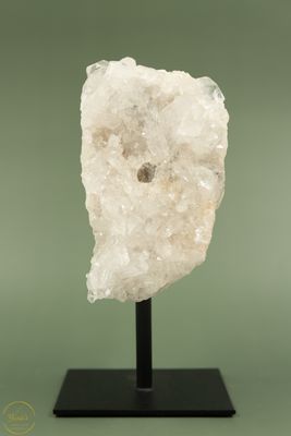 Bergkristal cluster op standaard-1.272 gr