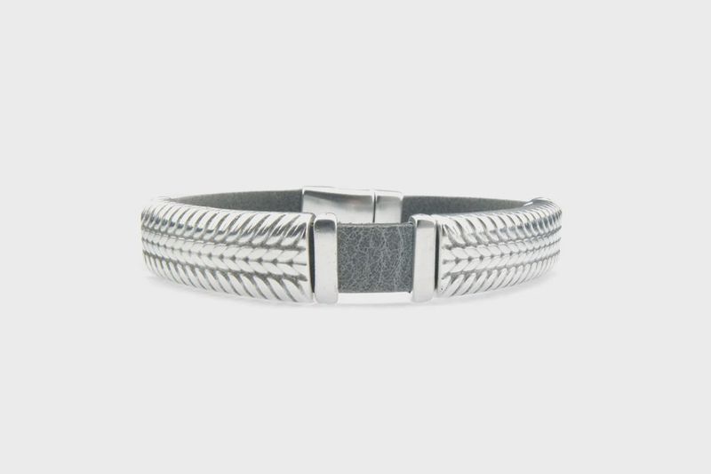 Qoss - OTIS-zwart+2schuivers-XL