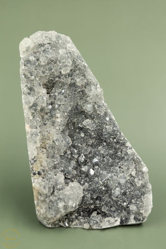 Zwarte druzy chalcedoon - 664 gram