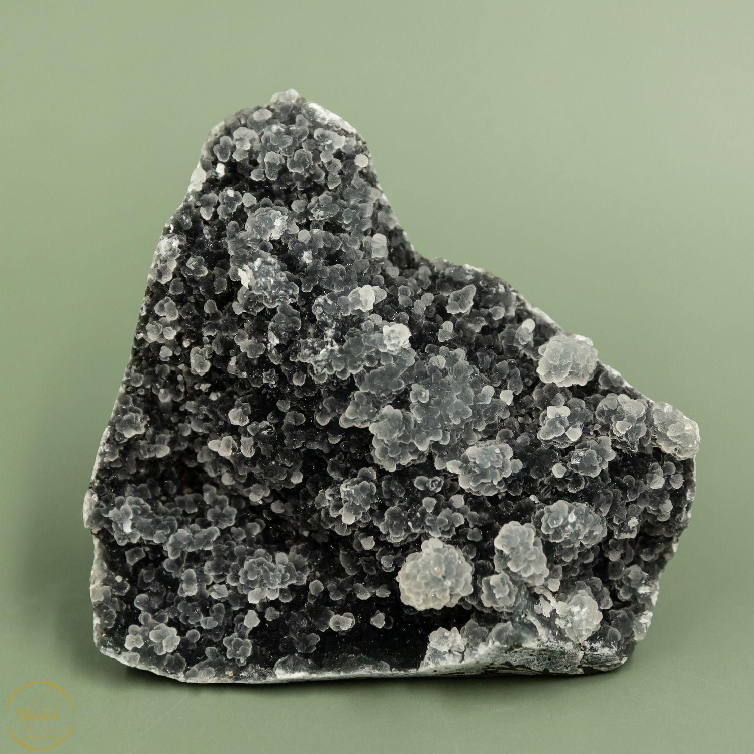Zwarte druzy chalcedoon - 390 gram