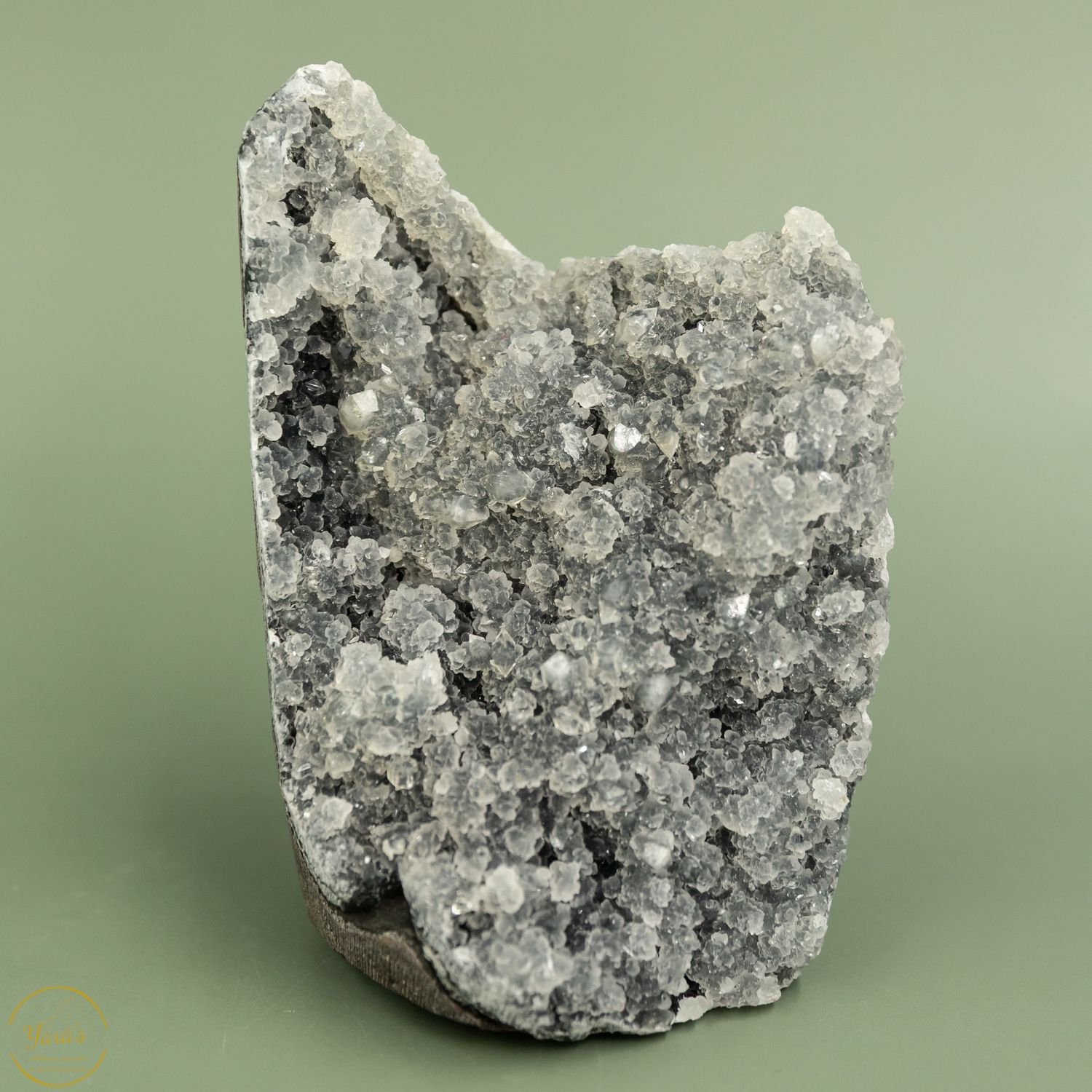 Zwarte druzy chalcedoon - 630 kg