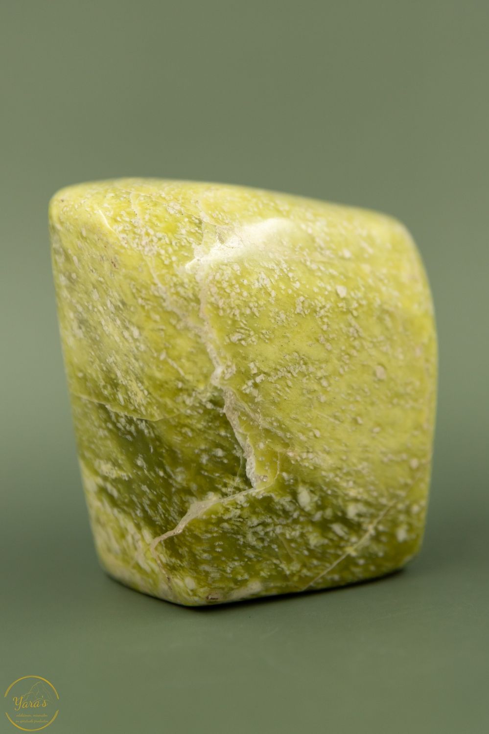 Serpentijn sculptuur - 542 gram